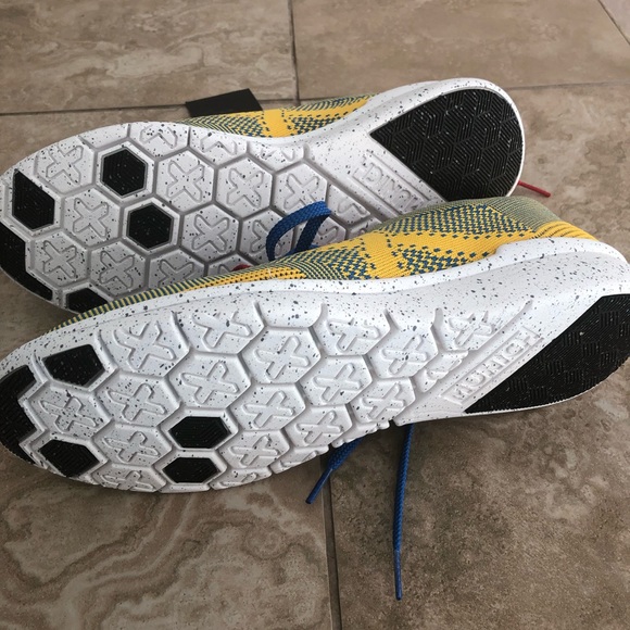 .. brand new with tags ( box 6) - Picture 4 of 5